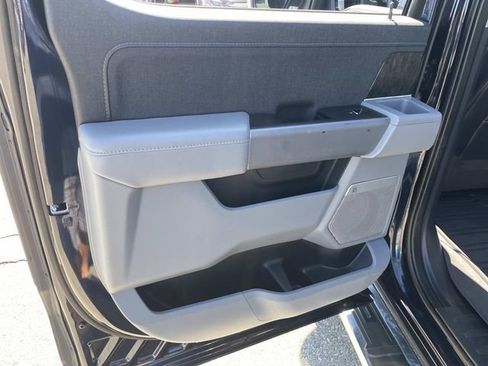 Used 2023 Ford F150 Lariat w/ Equipment Group 502A High AWD/4WD image 19