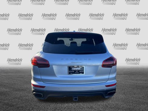 Used 2018 Porsche Cayenne Platinum Edition image 9