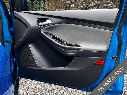 Used 2014 Ford Focus SE FWD image 21