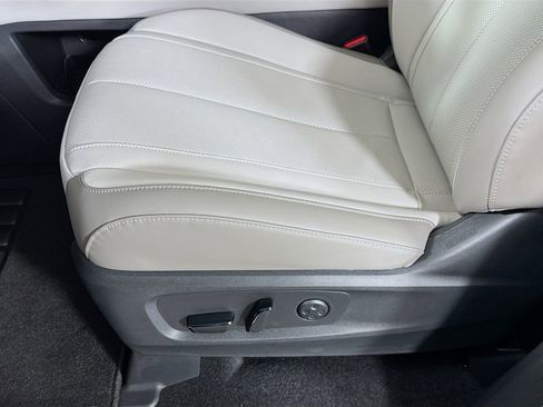 New 2026 INFINITI QX60 Luxe w/ Cargo Package image 25