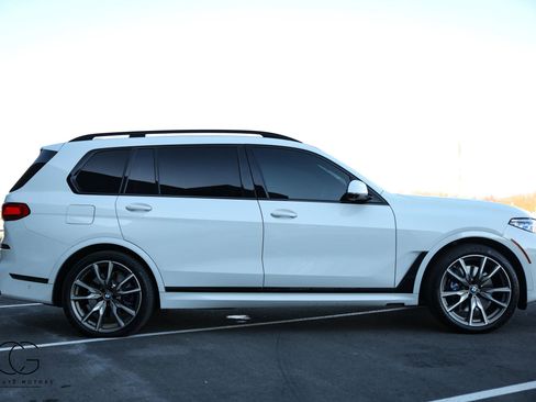 Used 2020 BMW X7 M50i w/ Dynamic Handling Package image 18