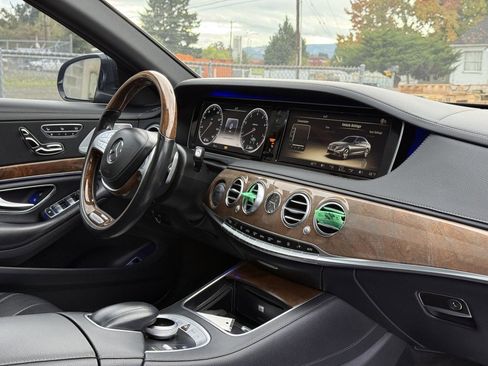Used 2014 Mercedes-Benz S 550 Sedan image 20
