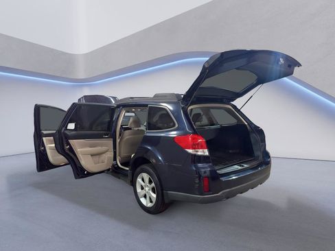 Used 2014 Subaru Outback 2.5i Premium AWD/4WD image 12