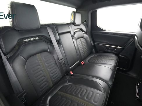 Used 2025 Rivian R1T Adventure Dual AWD/4WD image 5