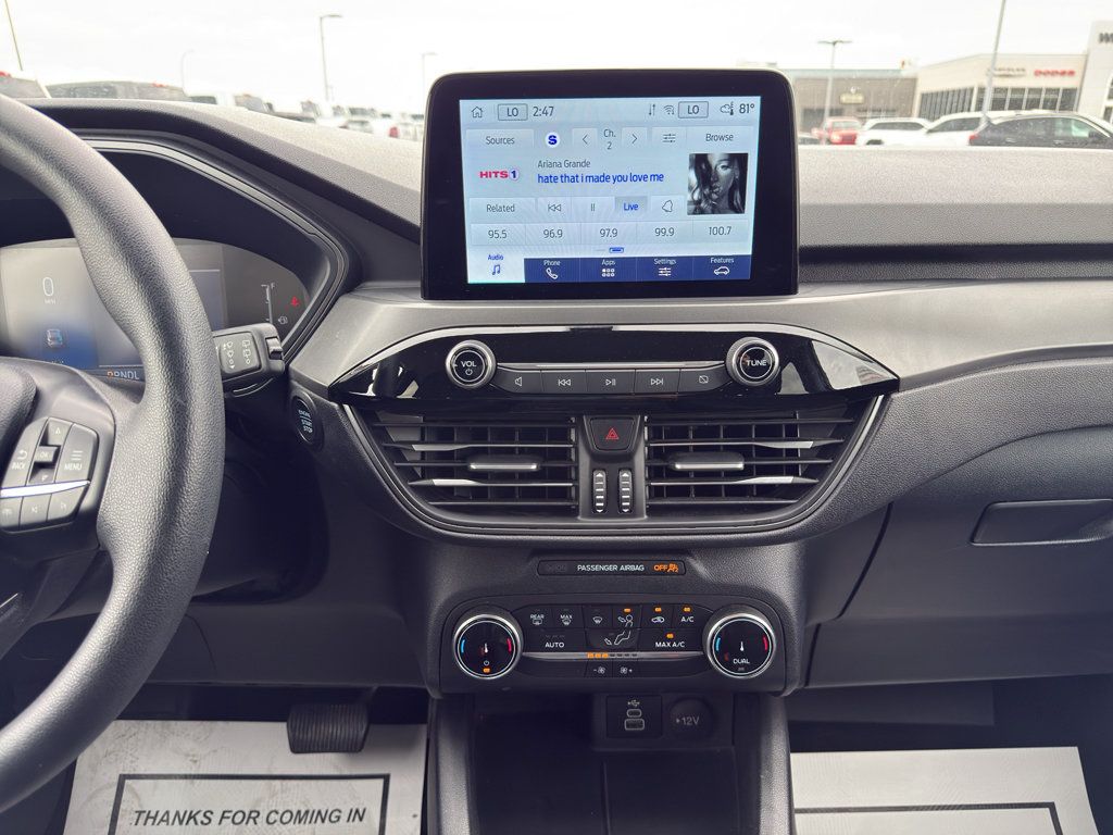 Used 2025 Ford Escape Active AWD/4WD image 15