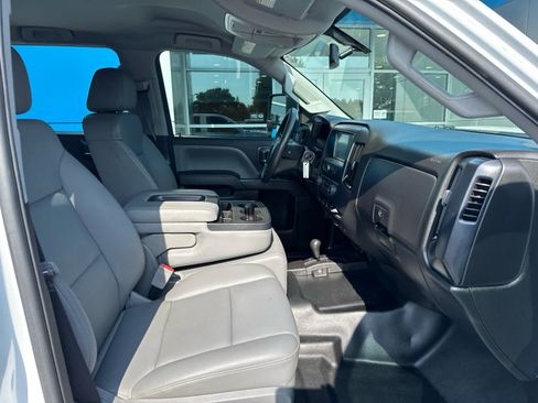 Used 2019 Chevrolet Silverado 2500 W/T w/ WT Convenience Package AWD/4WD image 4