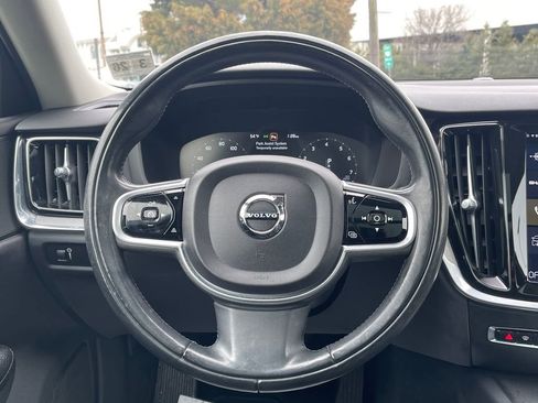 Used 2021 Volvo V60 T5 Cross Country w/ Climate Package image 22