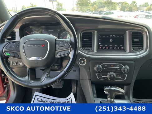 Used 2020 Dodge Charger SXT w/ Blacktop Package RWD image 15
