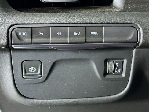 Used 2023 Cadillac Escalade Premium Luxury image 10