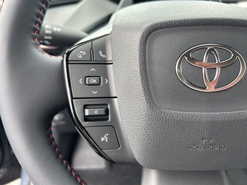 New 2026 Toyota Prius Plug-In Hybrid FWD image 19