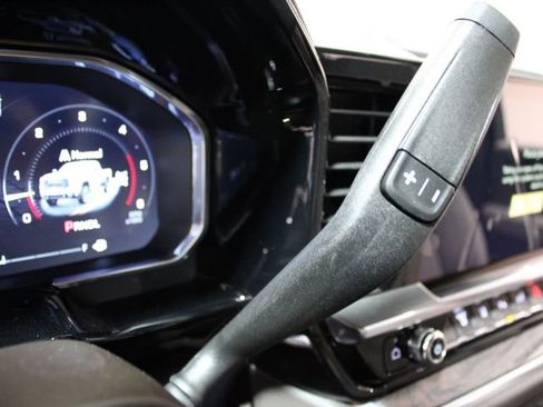 New 2026 GMC Sierra 2500 SLT w/ SLT Premium Package image 36