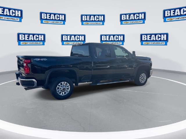 Used 2025 Chevrolet Silverado 2500 LT w/ Convenience Package AWD/4WD image 8