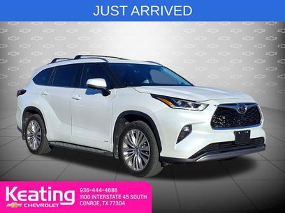 Used 2025 Toyota Highlander Platinum