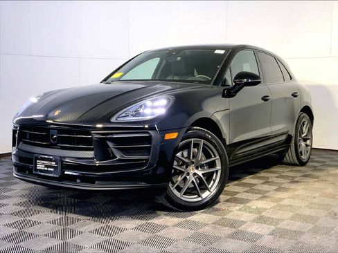 Certified 2024 Porsche Macan image 1