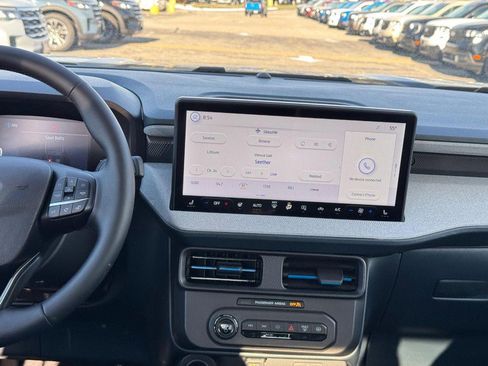 New 2025 Ford Maverick XLT w/ XLT Luxury Package image 15