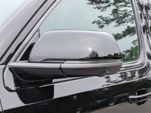 New 2026 Jeep Grand Wagoneer Limited AWD/4WD image 11