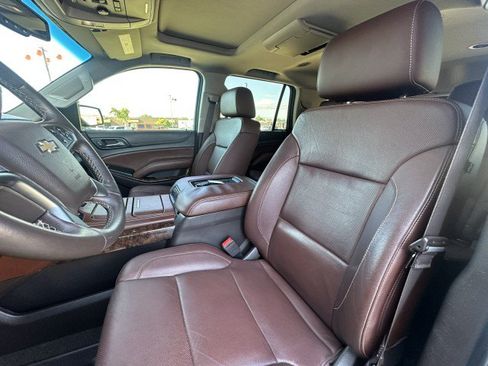 Used 2017 Chevrolet Tahoe Premier RWD image 13