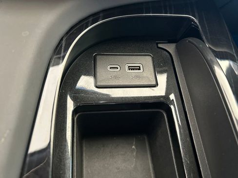 Used 2024 Cadillac Escalade V AWD/4WD image 56