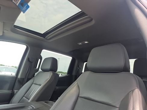Used 2020 Chevrolet Silverado 1500 LTZ w/ LTZ Premium Package AWD/4WD image 38