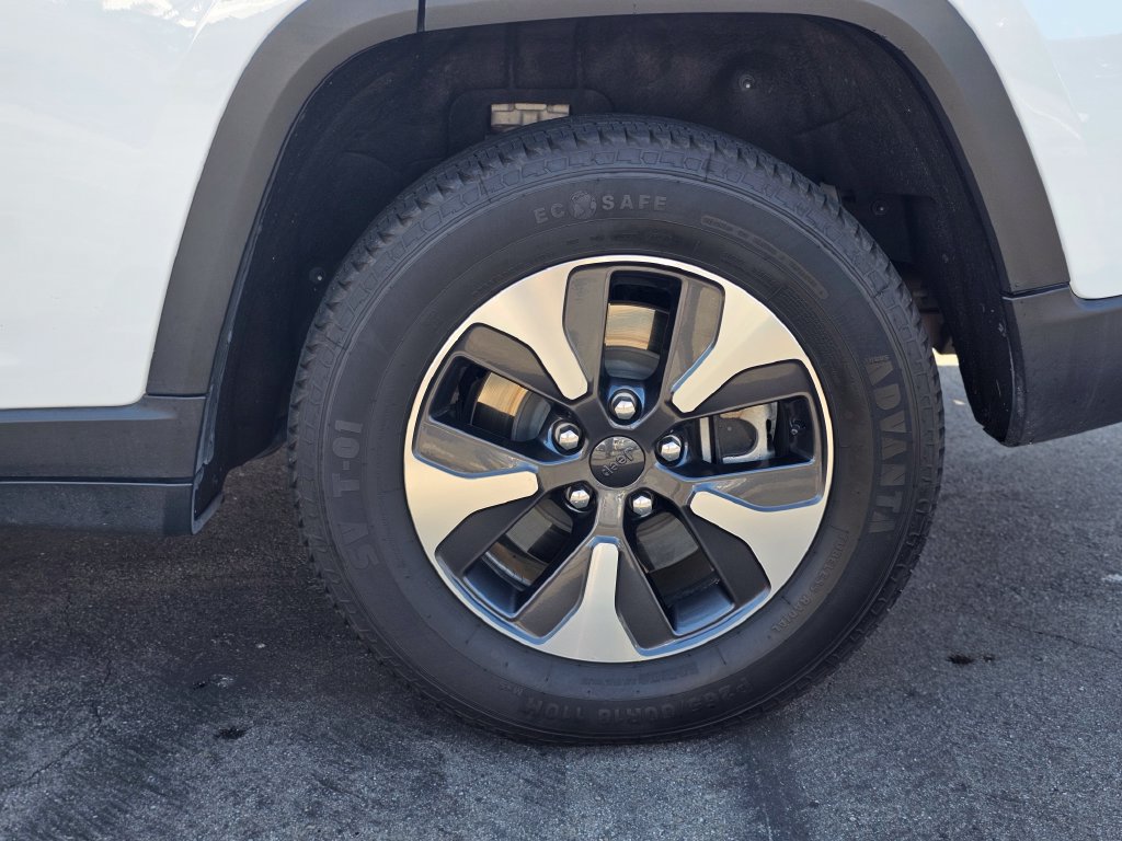 Used 2024 Jeep Grand Cherokee Limited 4xe AWD/4WD image 13