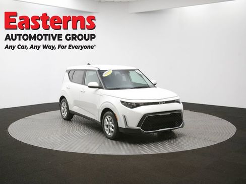 Used 2023 Kia Soul LX w/ Option Group 015 image 48