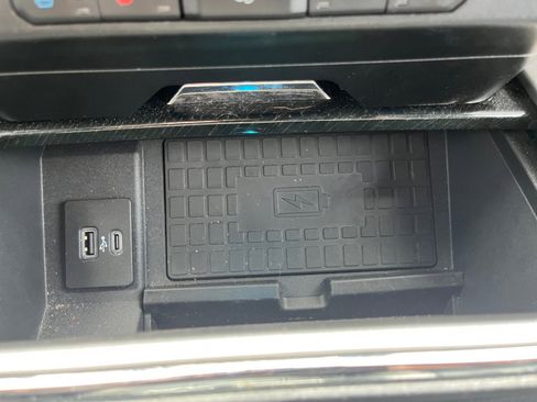 Used 2020 Ford F250 Platinum w/ FX4 Off-Road Package image 18