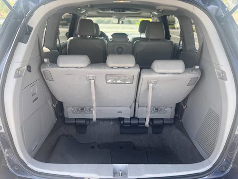 Used 2014 Honda Odyssey Touring Elite image 21