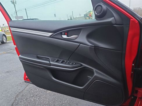 Used 2020 Honda Civic Sport image 14