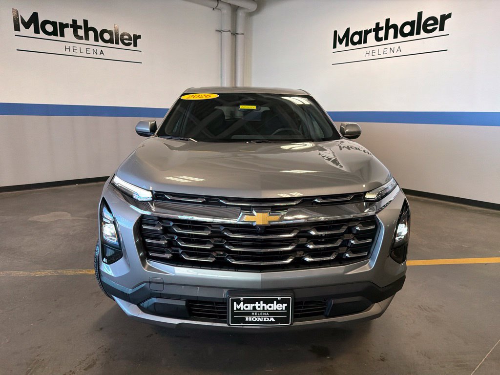 Used 2026 Chevrolet Equinox LT AWD/4WD image 2