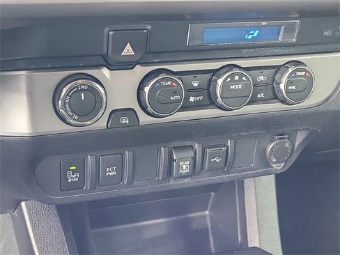 Used 2021 Toyota Tacoma SR5 image 18
