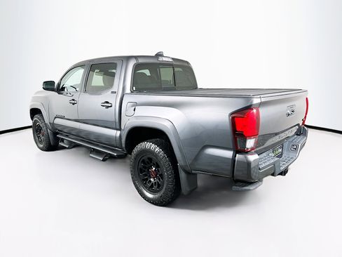 Used 2022 Toyota Tacoma SR5 w/ Technology Package RWD image 5
