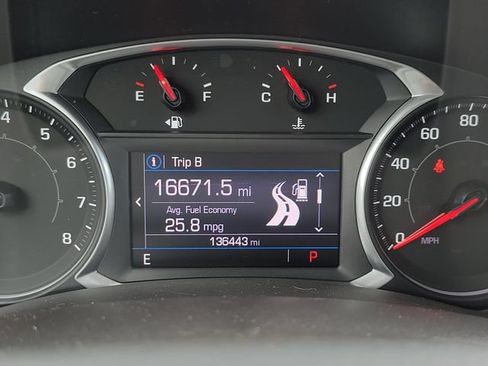 Used 2019 GMC Terrain SLE w/ Driver Convenience Package FWD image 14