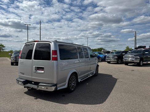 Used 2013 Chevrolet Express 1500 AWD image 7