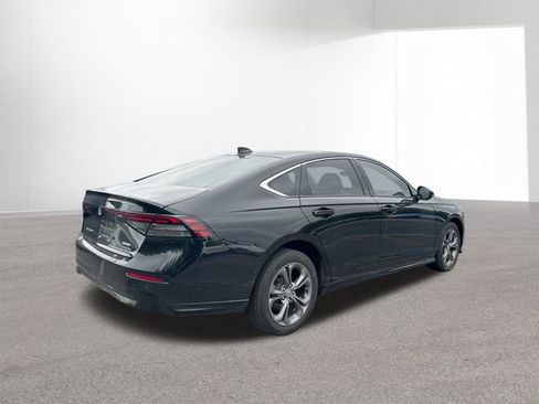 Used 2023 Honda Accord EX-L image 13