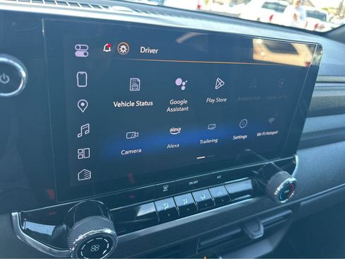 Used 2023 Chevrolet Colorado W/T image 5