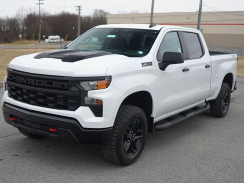 New 2026 Chevrolet Silverado 1500 Custom Trail Boss w/ LPO, Dark Essentials Package image 8