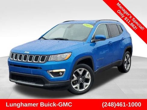 Used 2017 Jeep Compass Limited w/ Navigation Group AWD/4WD image 1