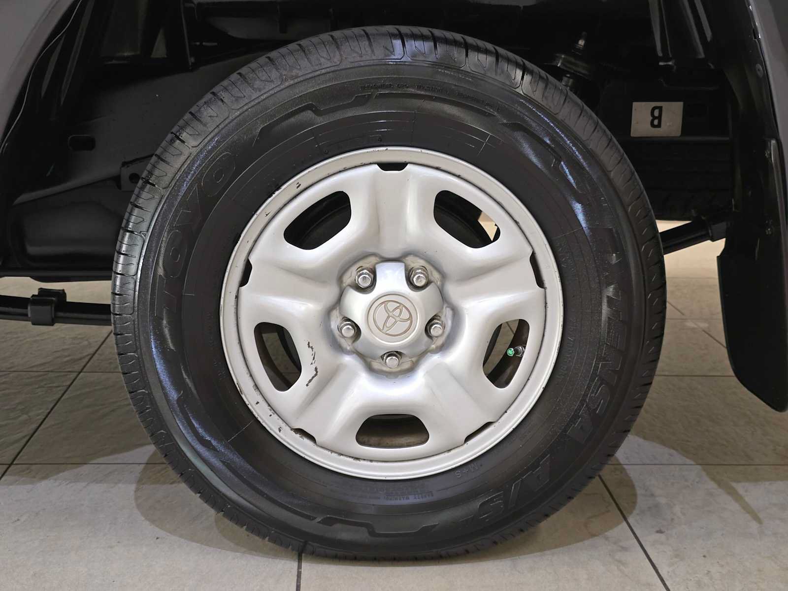 Used 2012 Toyota Tacoma 2WD Access Cab w/ SR5 Pkg image 8