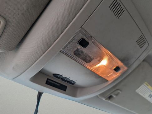 Used 2007 Chevrolet Silverado 1500 LS image 17