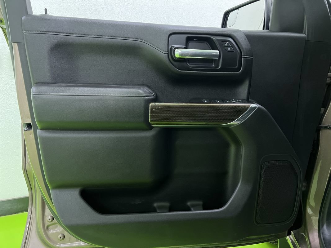 Used 2019 Chevrolet Silverado 1500 LT w/ Texas Edition AWD/4WD image 17