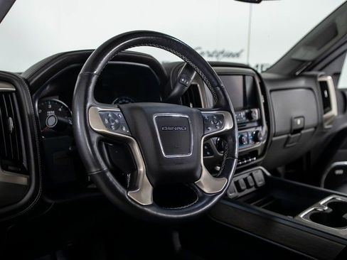 Used 2017 GMC Sierra 3500 Denali image 20