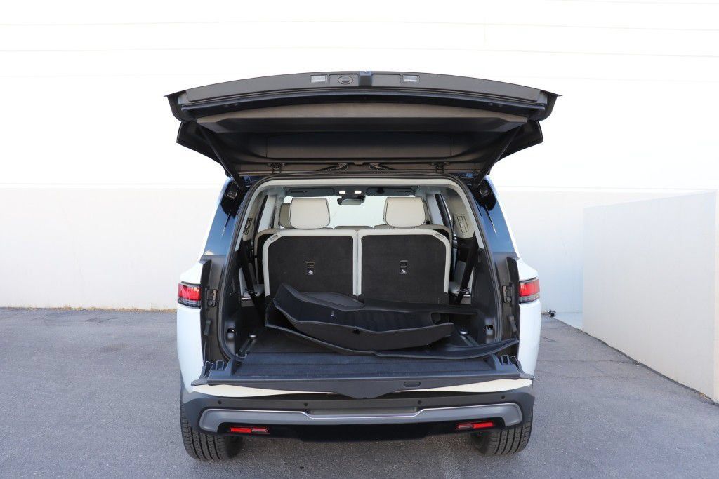 Used 2023 Rivian R1S Adventure Quad AWD/4WD image 23