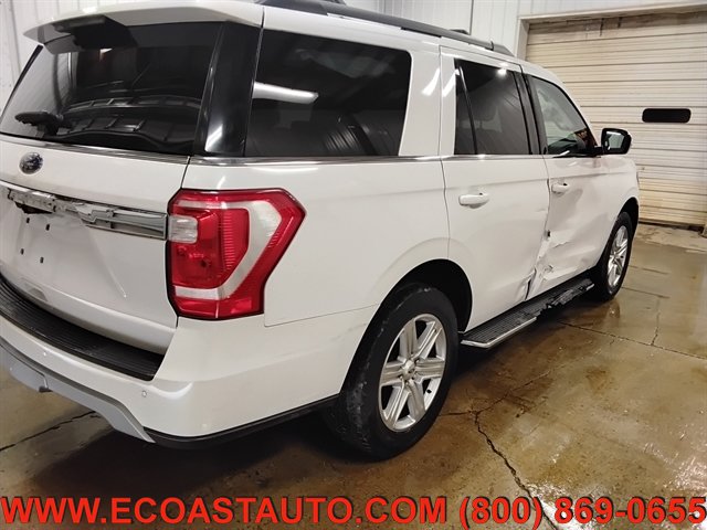 Used 2020 Ford Expedition XLT w/ Equipment Group 202A AWD/4WD image 3