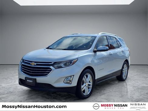 Used 2020 Chevrolet Equinox Premier FWD image 4