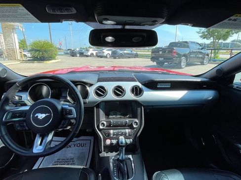 Used 2015 Ford Mustang Premium RWD image 23