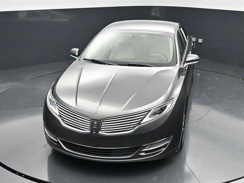 Used 2016 Lincoln MKZ AWD image 20