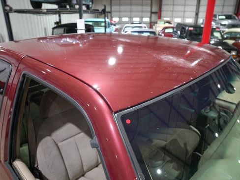 Used 1998 GMC Sierra 1500 2WD Extended Cab w/ Imagemax Pkg image 19