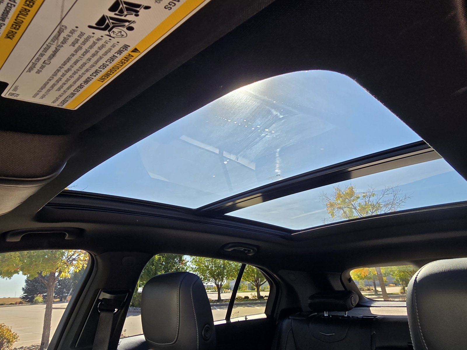 Used 2022 Cadillac XT4 Premium Luxury w/ Enhanced Visibility Package AWD/4WD image 24