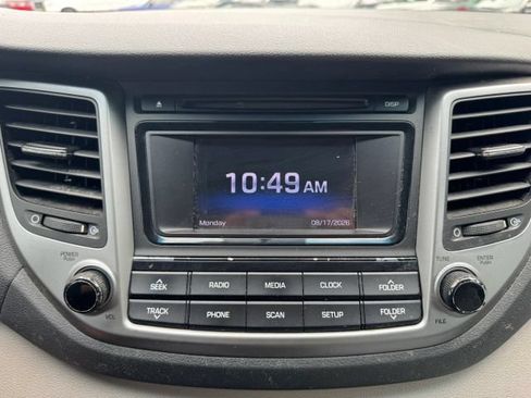 Used 2018 Hyundai Tucson SE FWD image 14