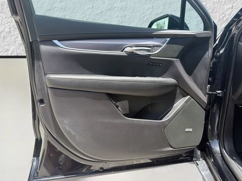 Used 2019 Cadillac XT5 Premium Luxury FWD image 23
